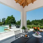 Villa Sienna Zminj