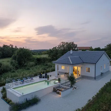Villa Sienna *